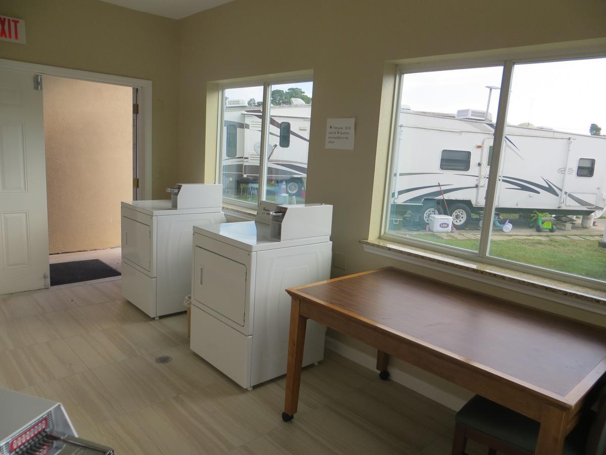 Scottish Inn & Suites Baytown Dış mekan fotoğraf